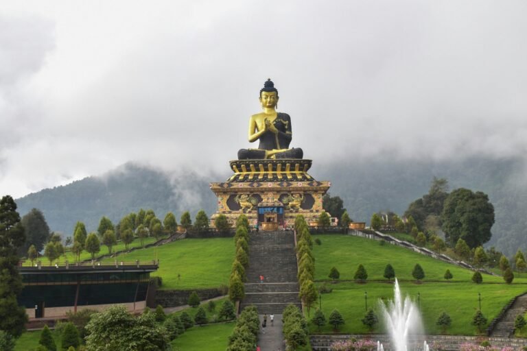 Gangtok to Pelling: Distance, Routes, Taxi Fare & Sightseeing En Route